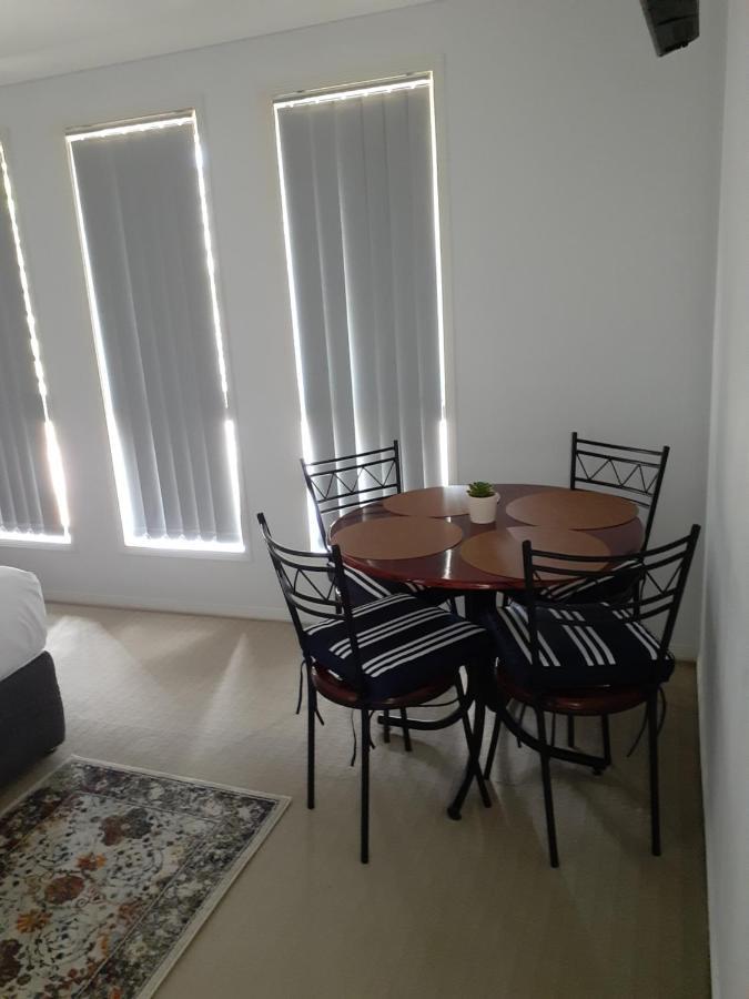 Blk Stays Guest House Deluxe Units Morayfield Exterior photo
