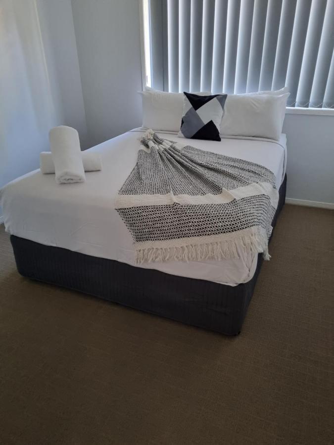 Blk Stays Guest House Deluxe Units Morayfield Exterior photo