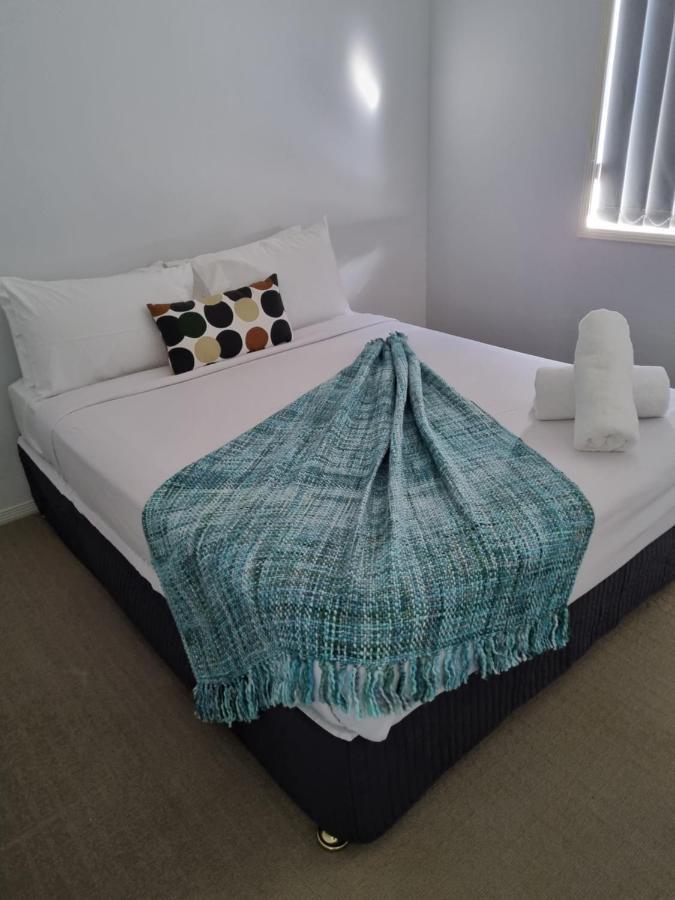 Blk Stays Guest House Deluxe Units Morayfield Exterior photo