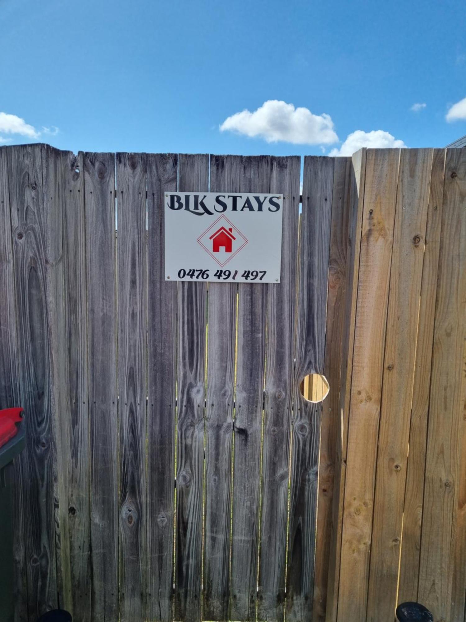 Blk Stays Guest House Deluxe Units Morayfield Exterior photo